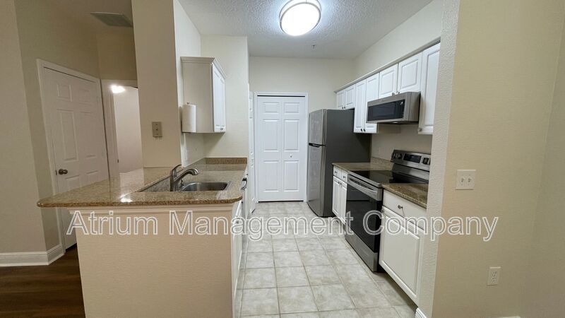 Available Now | First-Floor Condo with Washer & Dryer in Winter Garden property image
