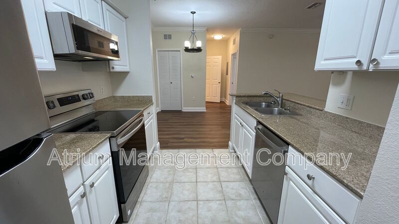 Available Now | First-Floor Condo with Washer & Dryer in Winter Garden property image