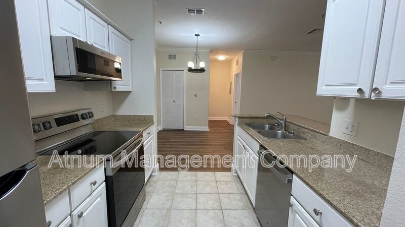 Available Now | First-Floor Condo with Washer & Dryer in Winter Garden property image