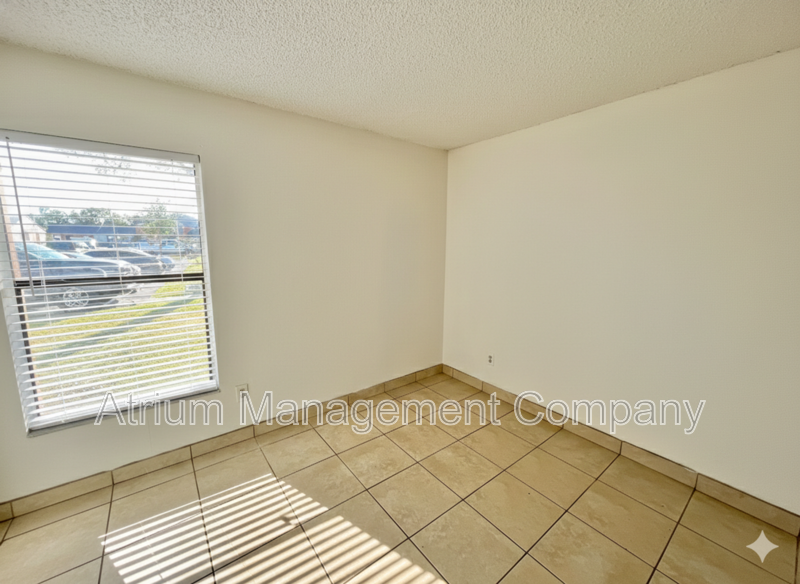Charming Corner-Unit Townhome in the Heart of Kissimmee! property image