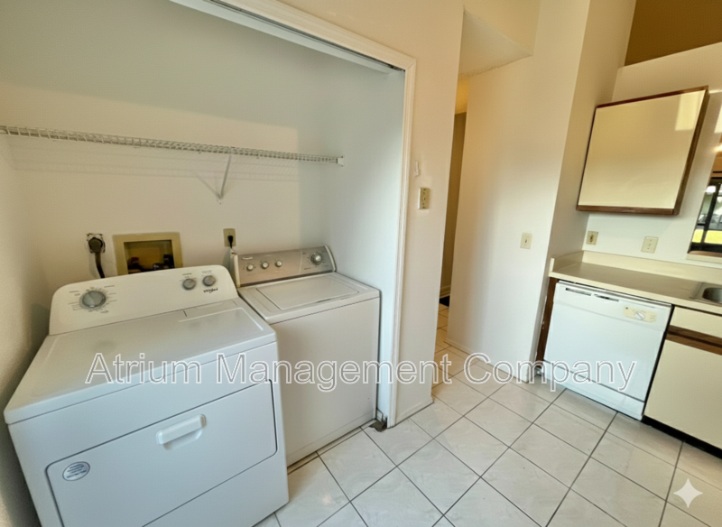 Charming Corner-Unit Townhome in the Heart of Kissimmee! property image