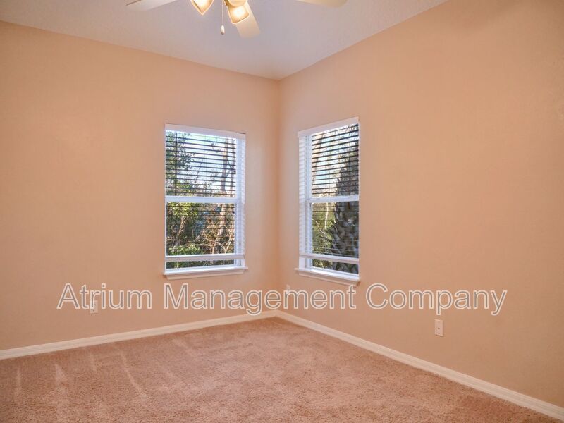 Modern End-Unit Living in Gated Barclay Reserve | Winter Springs property image