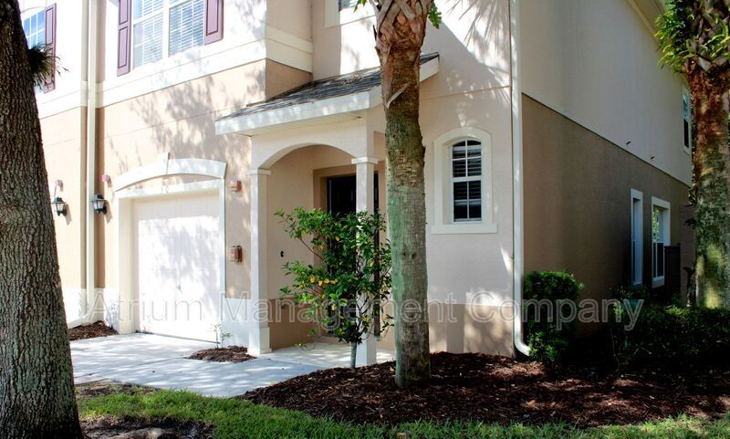 Modern End-Unit Living in Gated Barclay Reserve | Winter Springs property image