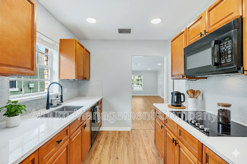 Beautifully Renovated 3BR/2BA Home in Sought-After Mills 50 – Corner Lot! property image