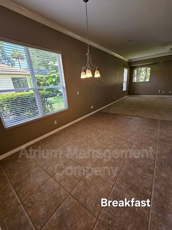 Elegant 5-Bed, 3.5-Bath Pool Home in Lake Mary’s Exclusive Magnolia Plantation – Guard Gated Luxury! property image