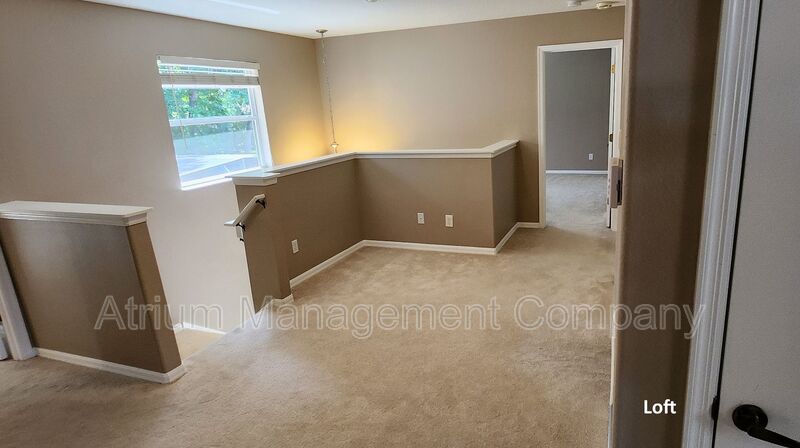 Elegant 5-Bed, 3.5-Bath Pool Home in Lake Mary’s Exclusive Magnolia Plantation – Guard Gated Luxury! property image