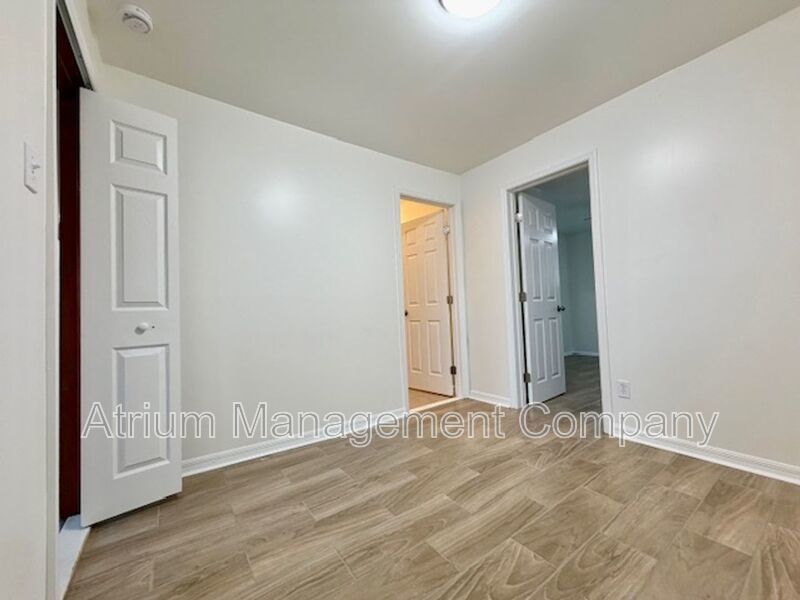 Charming 3-Bedroom Home with Fenced Yard in the Heart of Lake Helen property image