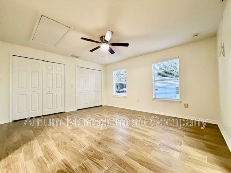 Charming 3-Bedroom Home with Fenced Yard in the Heart of Lake Helen property image