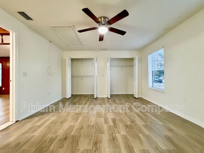 Charming 3-Bedroom Home with Fenced Yard in the Heart of Lake Helen property image