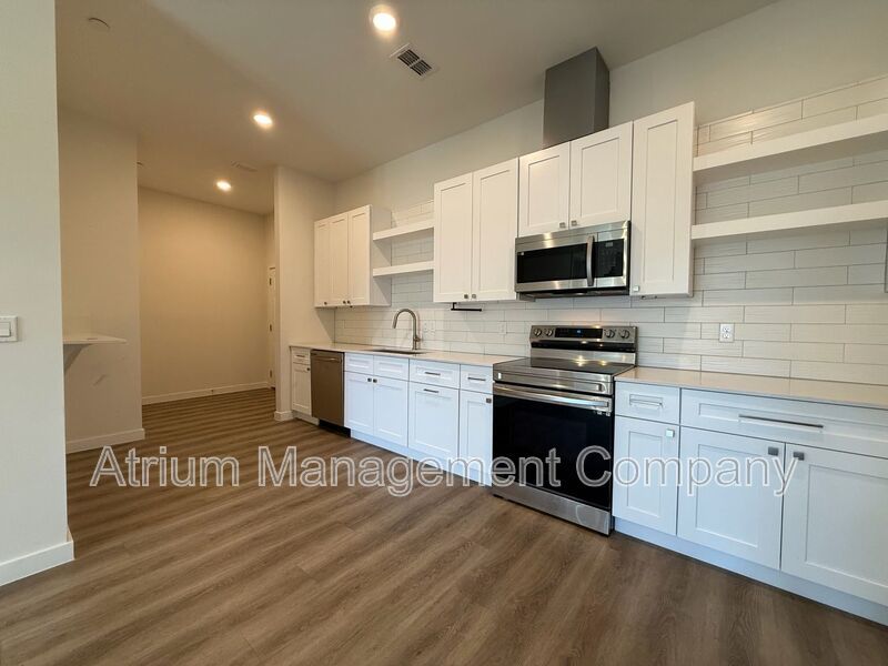 Experience Modern Luxury at Smith & Main: Premier Living in Downtown Winter Garden property image