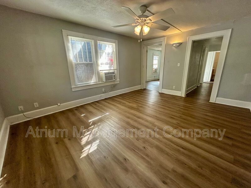 Charming 1 Bedroom Apartment in the Heart of St. Petersburg – Available Feb 2026! property image