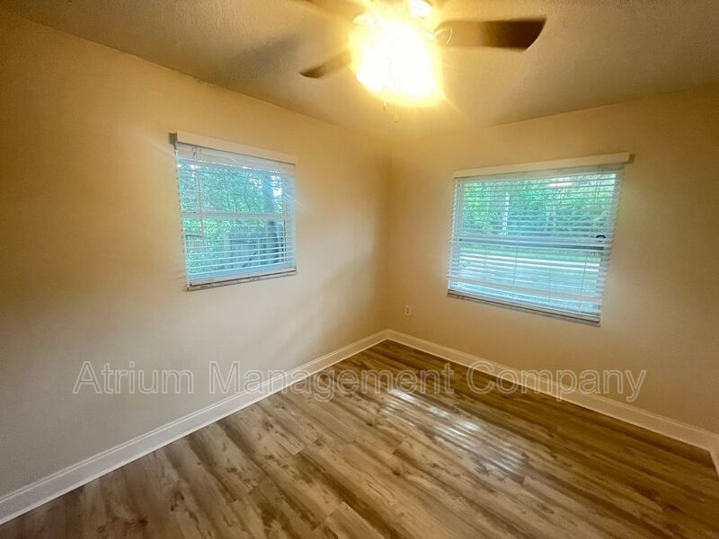 Beautiful 3 Bed 1.5 Bath Pool Home for Rent in Lake Mary, FL property image