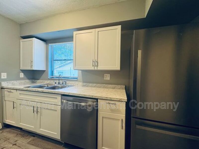 Two bedroom 1 bath property image