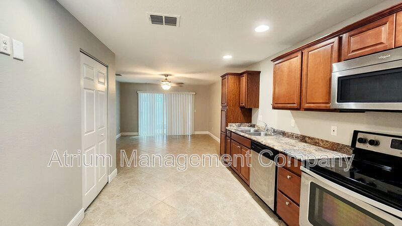 2 Bedroom 2.5 Bath property image