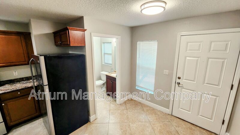 2 Bedroom 2.5 Bath property image