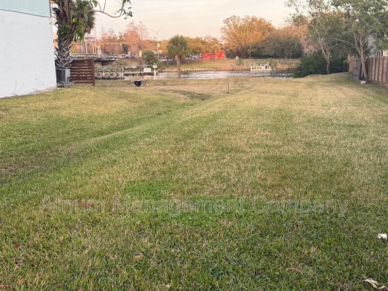 Brand New SEMINOLE HEIGHTS On The River Apartment! property image