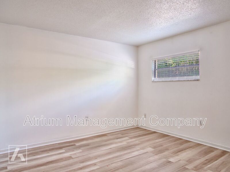 Charming 2 Bedroom, 1 Bath Apartment in Lake Cherokee/Lake Davis Area property image