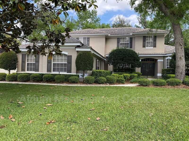 Elegant 5-Bed, 3.5-Bath Pool Home in Lake Mary’s Exclusive Magnolia Plantation – Guard Gated Luxury! property image