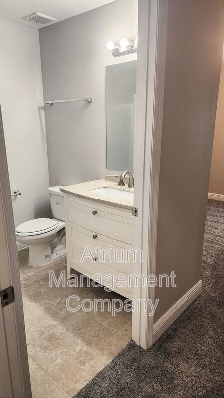 Spacious 2-Bed, 2.5-Bath Townhome in Belleview property image