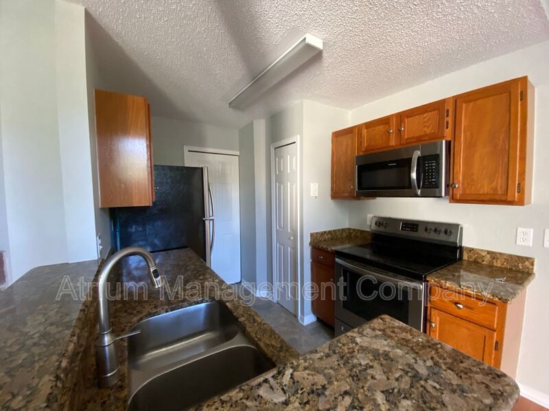 Beautiful updated 2 Bed 2 Bath Condo With Loft and Fireplace for rent in Lake Mary, FL! Hidden Village!! property image