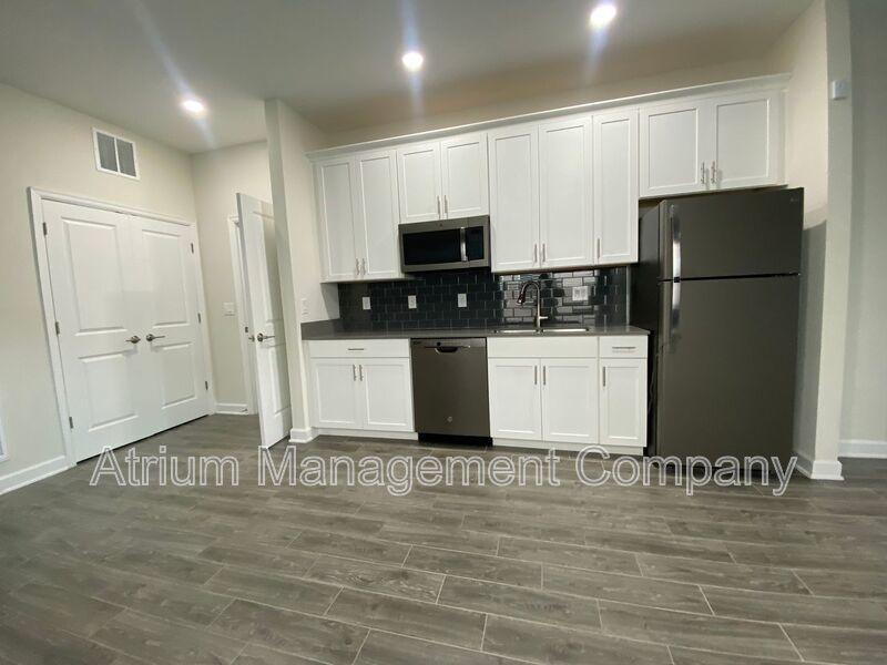 Spacious 5 Bedroom Pool Home with In-Law Suite in Lake Nona’s Coveted Storey Park! property image