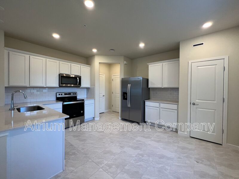 BRAND NEW CONSTRUCTION 3 Bed 2.5 Bath at Grayson Square AVAILABLE IMMEDIATELY!!! property image
