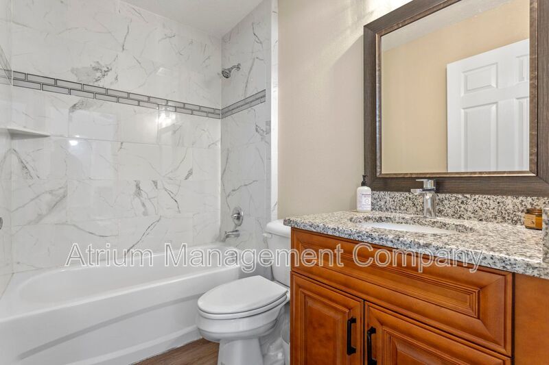 Beautiful 3 Bedroom 2 Bathroom Pool Home in Wildwood, FL property image