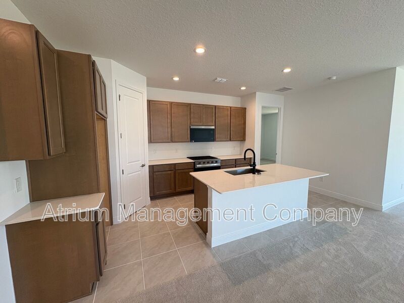 Stunning New Construction Home in the Heart of Apopka – One Month Free! property image