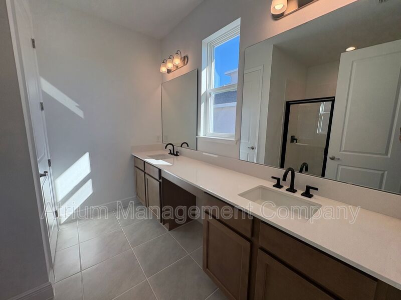 Stunning New Construction Home in the Heart of Apopka – One Month Free! property image