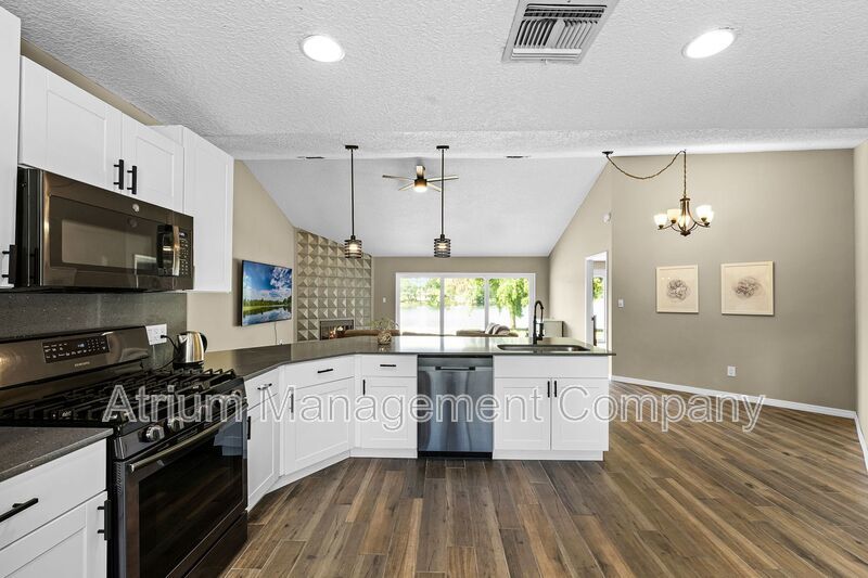 Live the Lake Life! Stunning 4BD Home with Water Access in Lake Mary property image