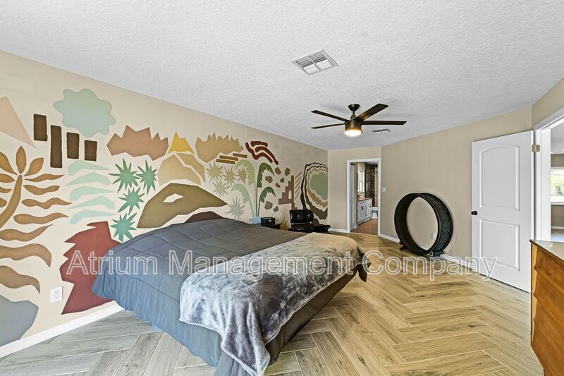 Live the Lake Life! Stunning 4BD Home with Water Access in Lake Mary property image