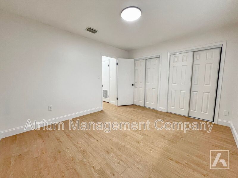 One bed One bath in beautiful College Park!!!! property image