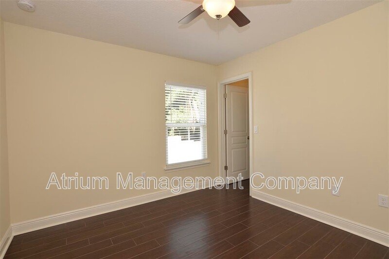 3 Bedroom, 2.5 Half Bath Town Home Downtown Orlando property image