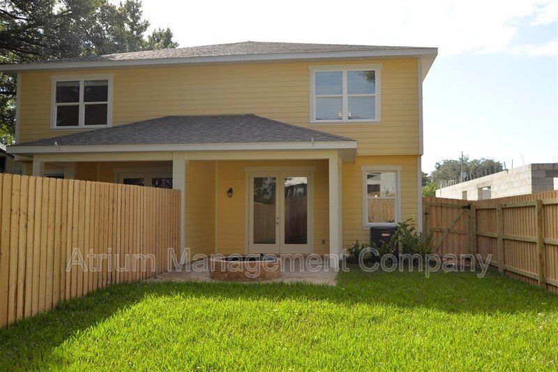 3 Bedroom, 2.5 Half Bath Town Home Downtown Orlando property image