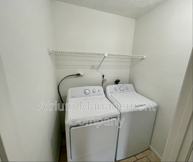 Your Perfect One Bedroom + Den at Janie B Apartments in Tampa, FL! Offering DECEMBER FREE! property image