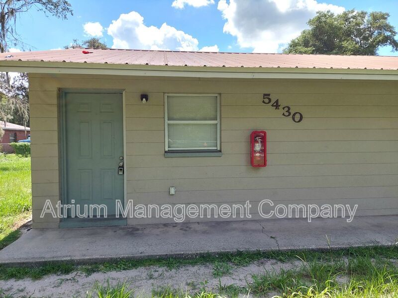 Coming Soon! 2 Bedroom, 1 Bathroom Apartment in North Lakeland  **RENT SPECIAL** 50% off of First Month's Rent! property image