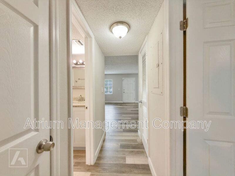 Spacious & Renovated: 2-Bedroom Living in Downtown DeLand property image