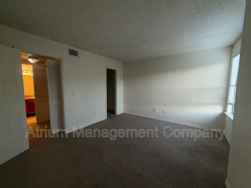 1 bedroom 1 bath in Parkview Village, Winter Park! property image
