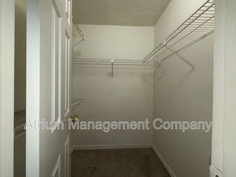 1 bedroom 1 bath in Parkview Village, Winter Park! property image