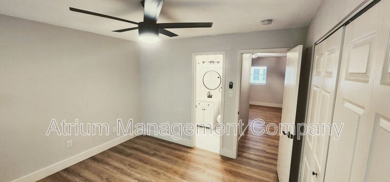NEWLY RENOVATED!!  1 MONTH FREE RENT w\IMMEDIATE MOVE-IN property image