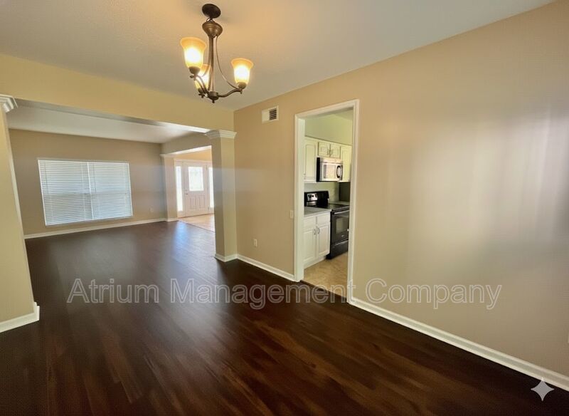 Stunning 4 Bed, 2.5 Bath Home for Rent in Prime Lake Mary Location! property image