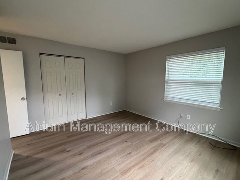 2 Bedroom 1 bath apartment for rent ready now!!!! property image