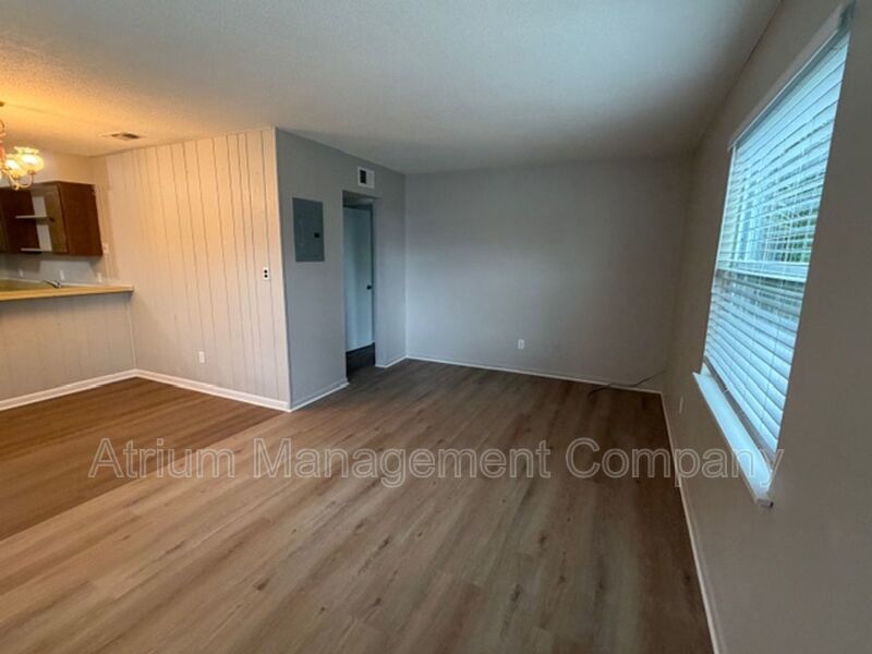 2 Bedroom 1 bath apartment for rent ready now!!!! property image