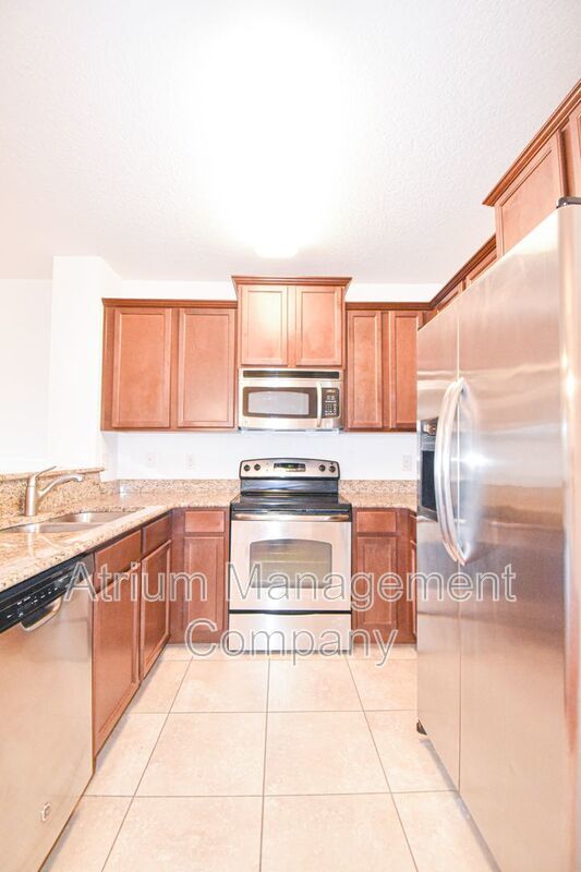 Beautiful 3 Bed Home in Longwood’s Premier Gated Community property image