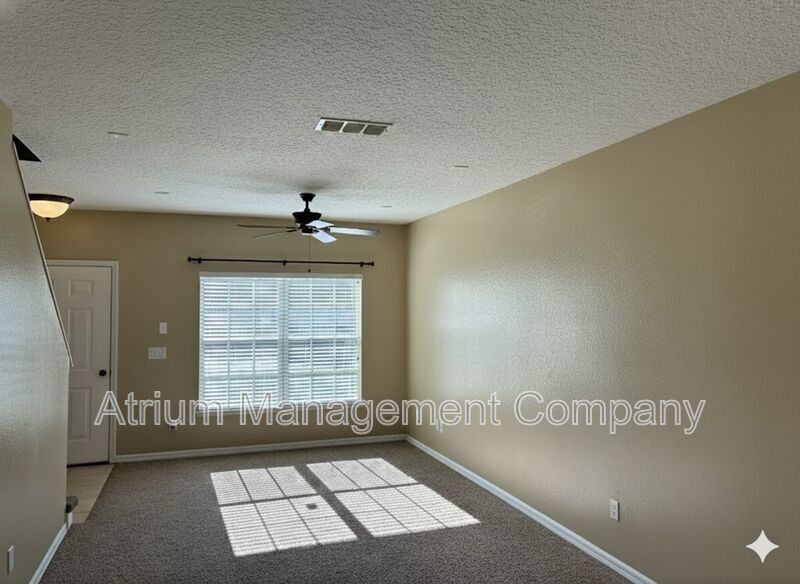 Charming & Move-In Ready Townhome in Gated Placid Lake! $500 off First Month Rent! property image
