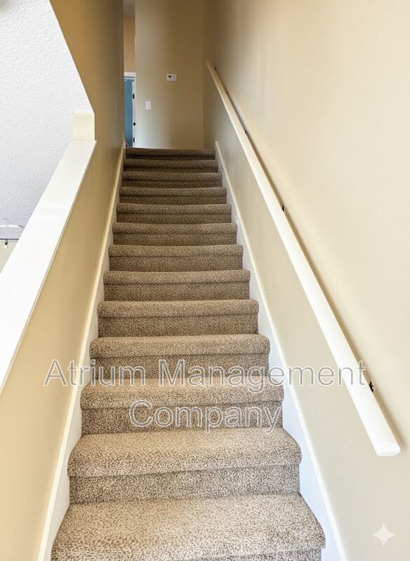 Charming & Move-In Ready Townhome in Gated Placid Lake! $500 off First Month Rent! property image