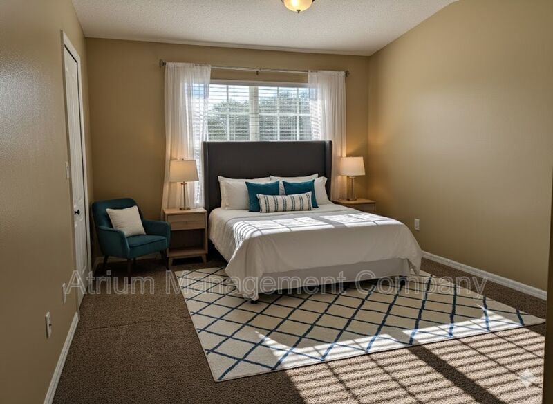 Charming & Move-In Ready Townhome in Gated Placid Lake! $500 off First Month Rent! property image