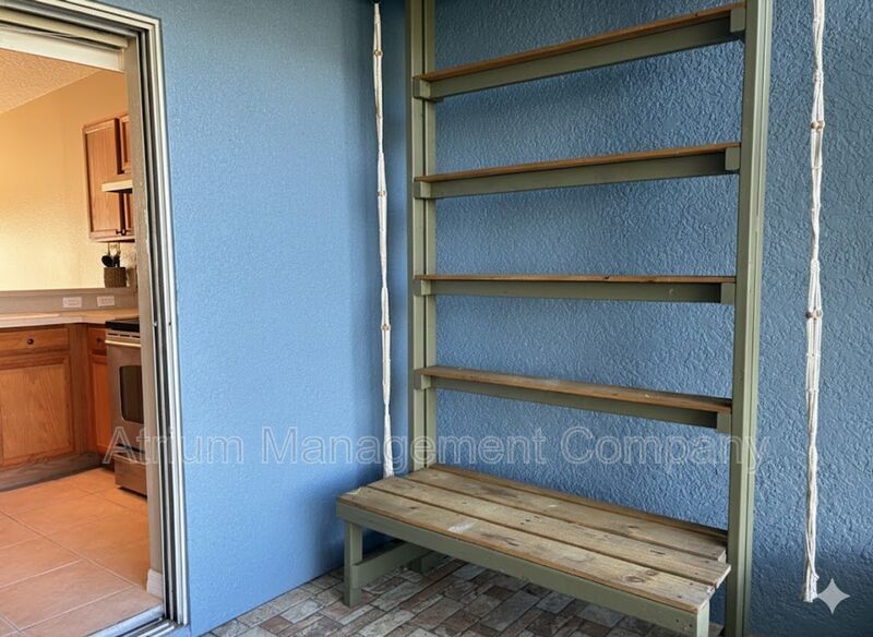 Charming & Move-In Ready Townhome in Gated Placid Lake! $500 off First Month Rent! property image