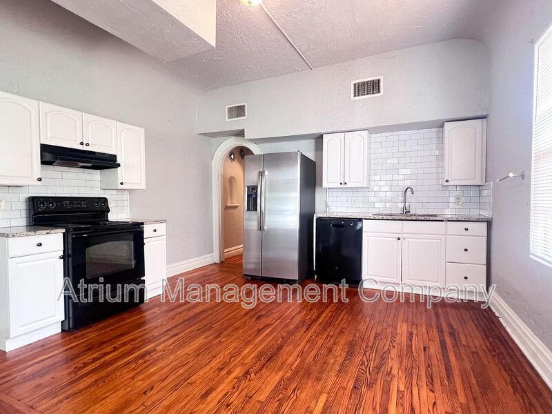 Charming Historic Apartment in Downtown DeLand property image