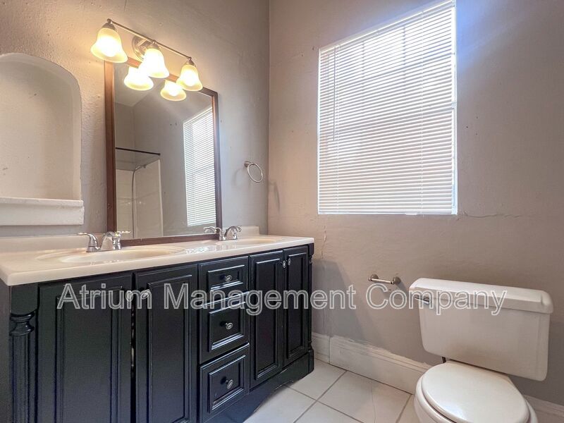 Charming Historic Apartment in Downtown DeLand property image